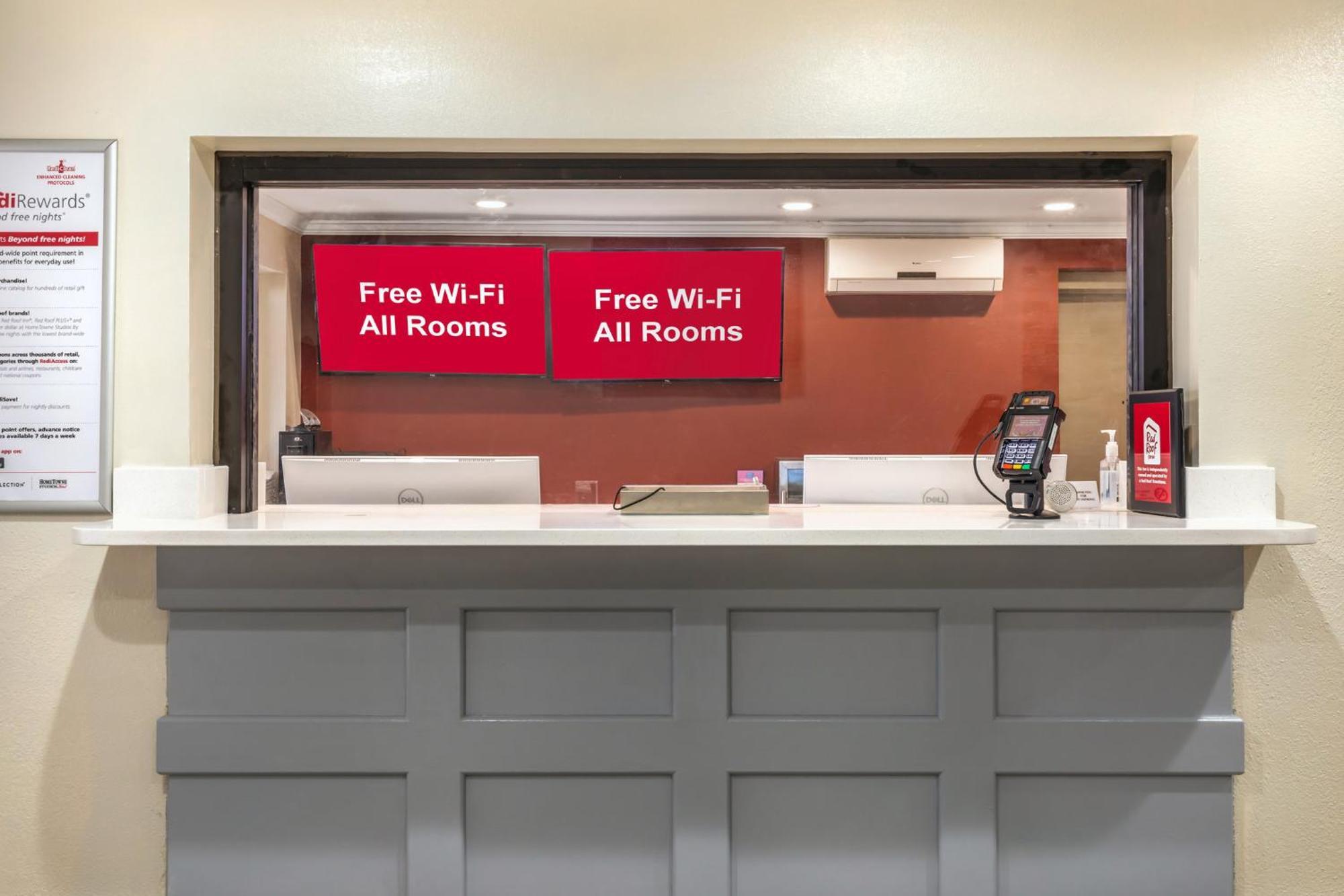 Red Roof Inn Raleigh Northeast - Downtown Екстериор снимка